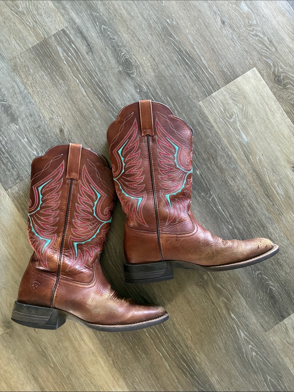 Ariat Western Frontier Square Toe Boots